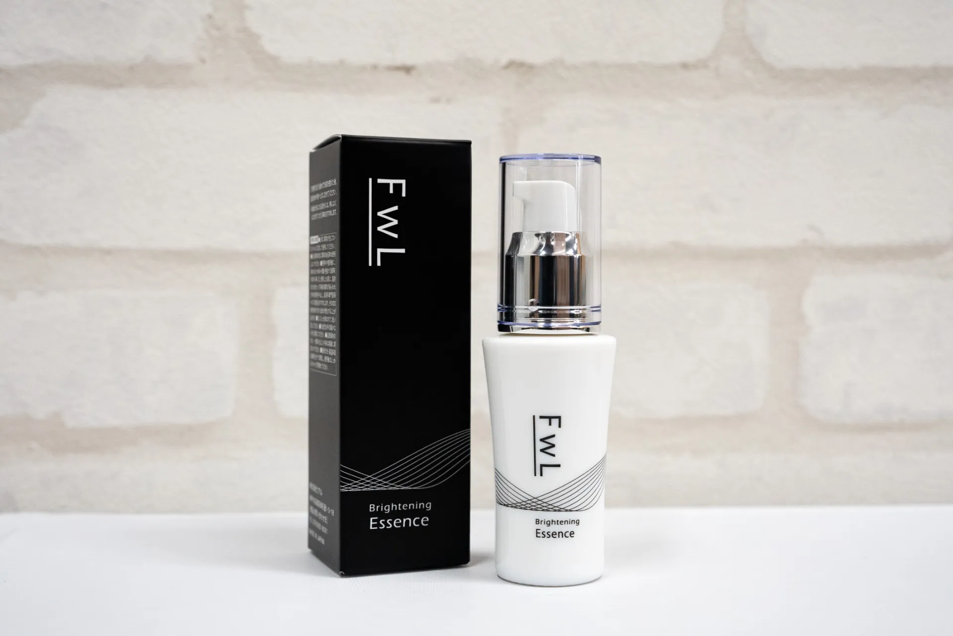 FwLブライトニングエッセンス 28ml